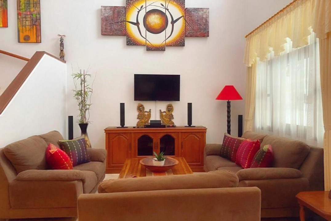 Photo of Livingroom in Kartika Plaza