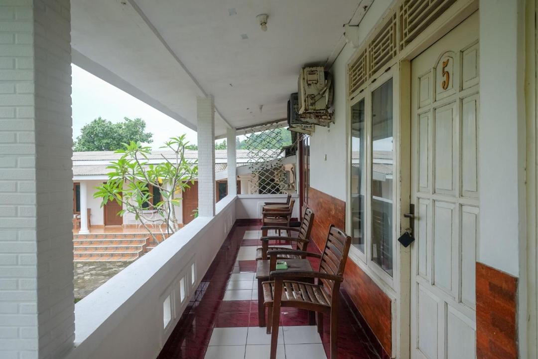 Photo of Others in Kretek