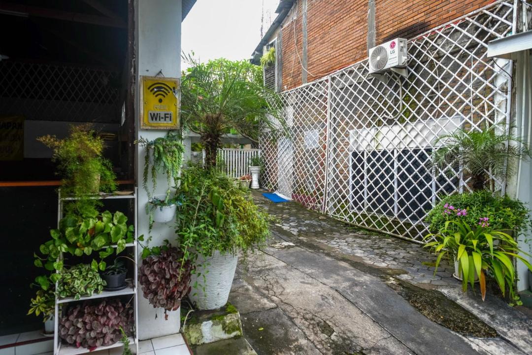 Photo of Others in Kretek