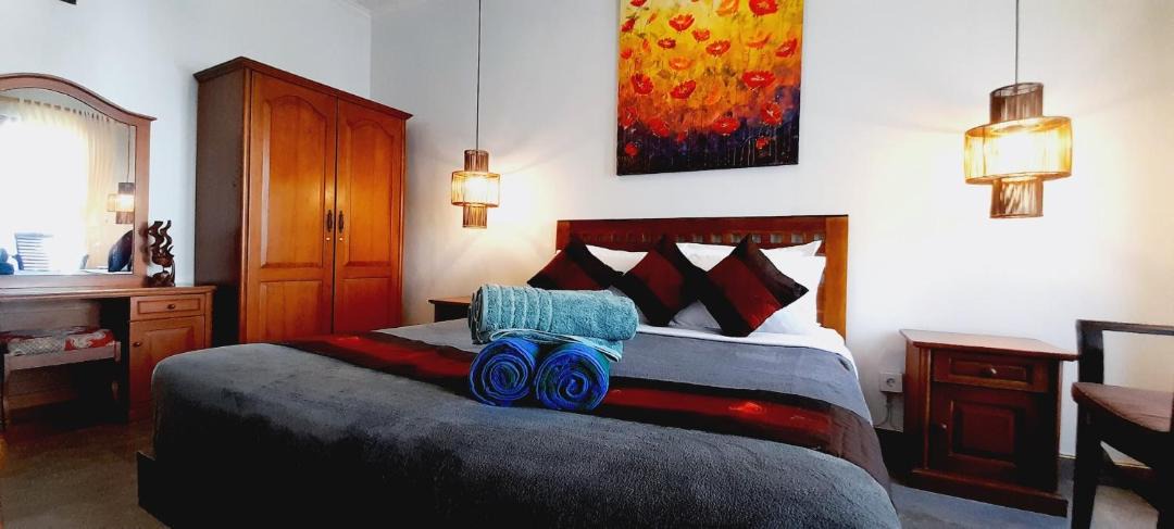 Photo of Bedroom in Kartika Plaza