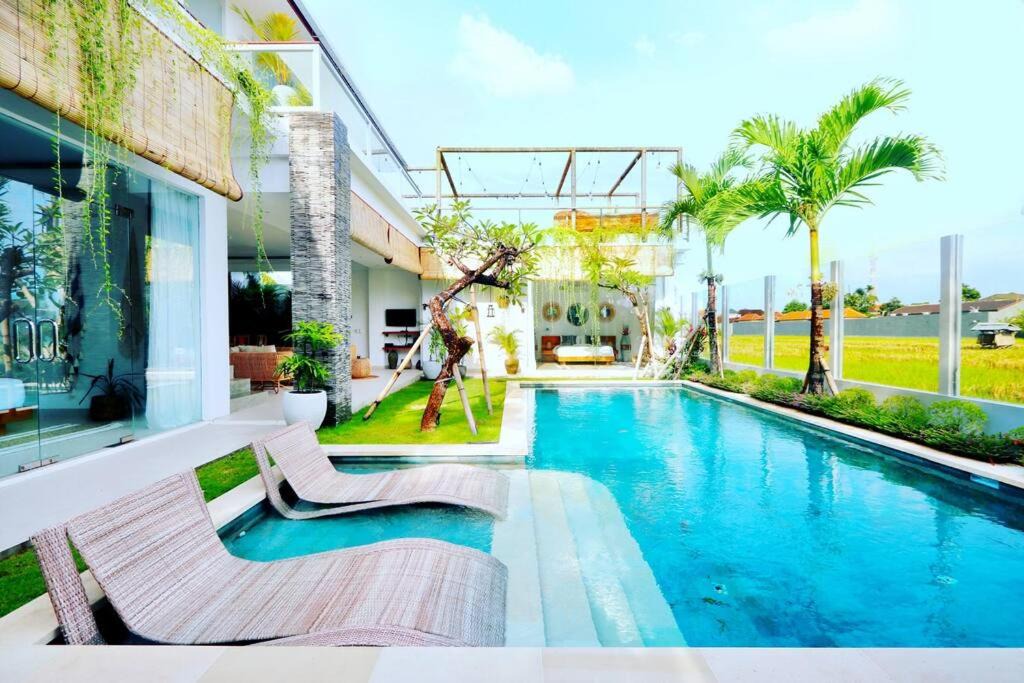 Photo of Outdoor in Sunset Road