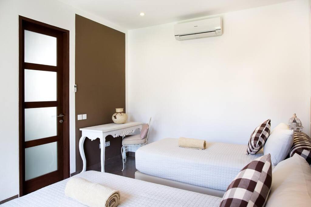 Photo of Bedroom in Drupadi