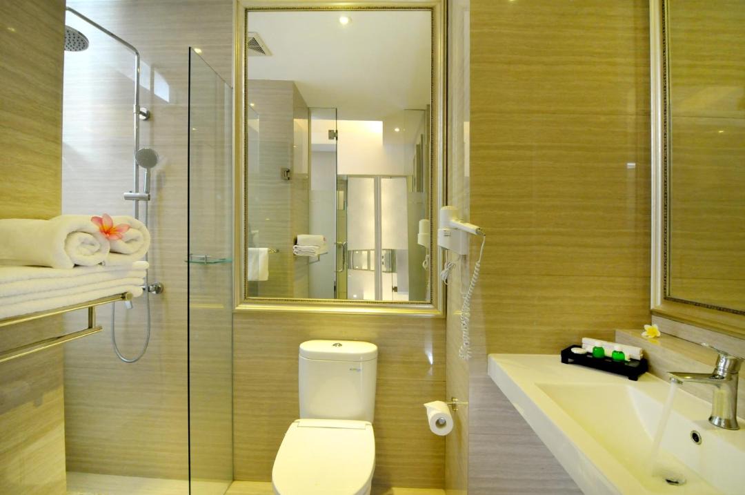 Photo of Bathroom in Sunset Road