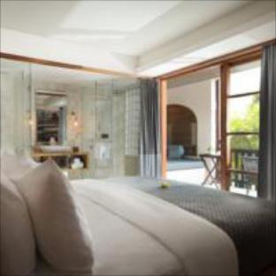 Photo of Bedroom in Kartika Plaza