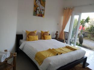Photo of Bedroom in Kampial