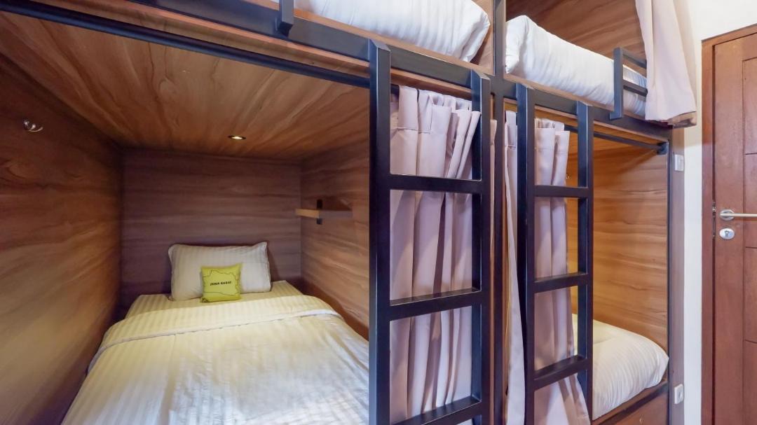 Photo of Bedroom in Raya Kuta