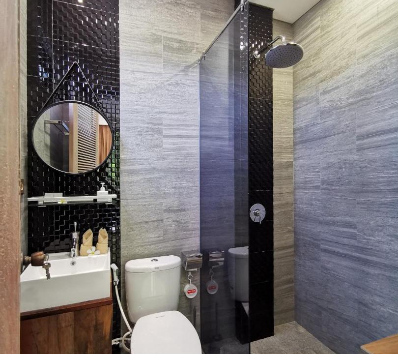 Photo of Bathroom in Mumbul
