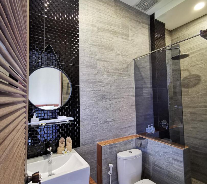 Photo of Bathroom in Mumbul