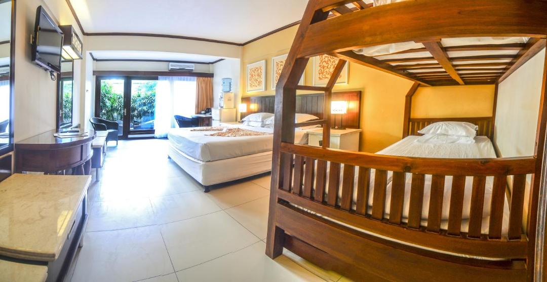 Photo of Bedroom in Kartika Plaza