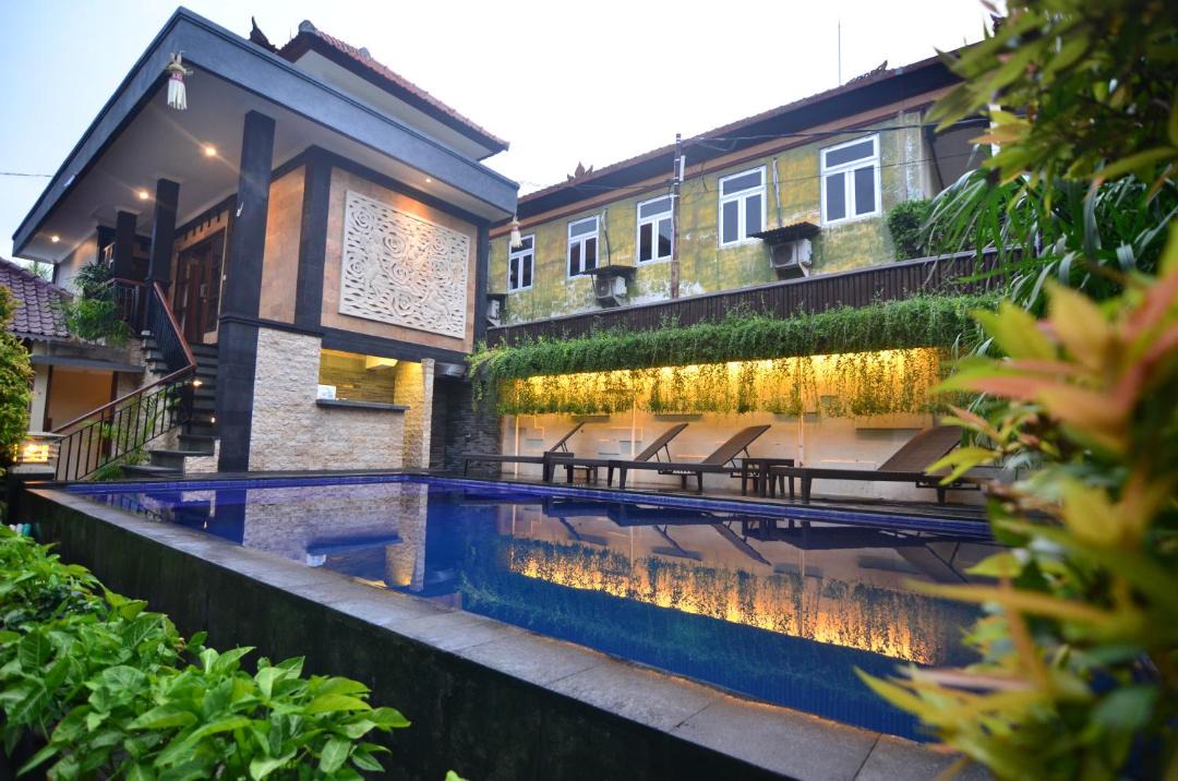 Photo of Buildings in Kuta
