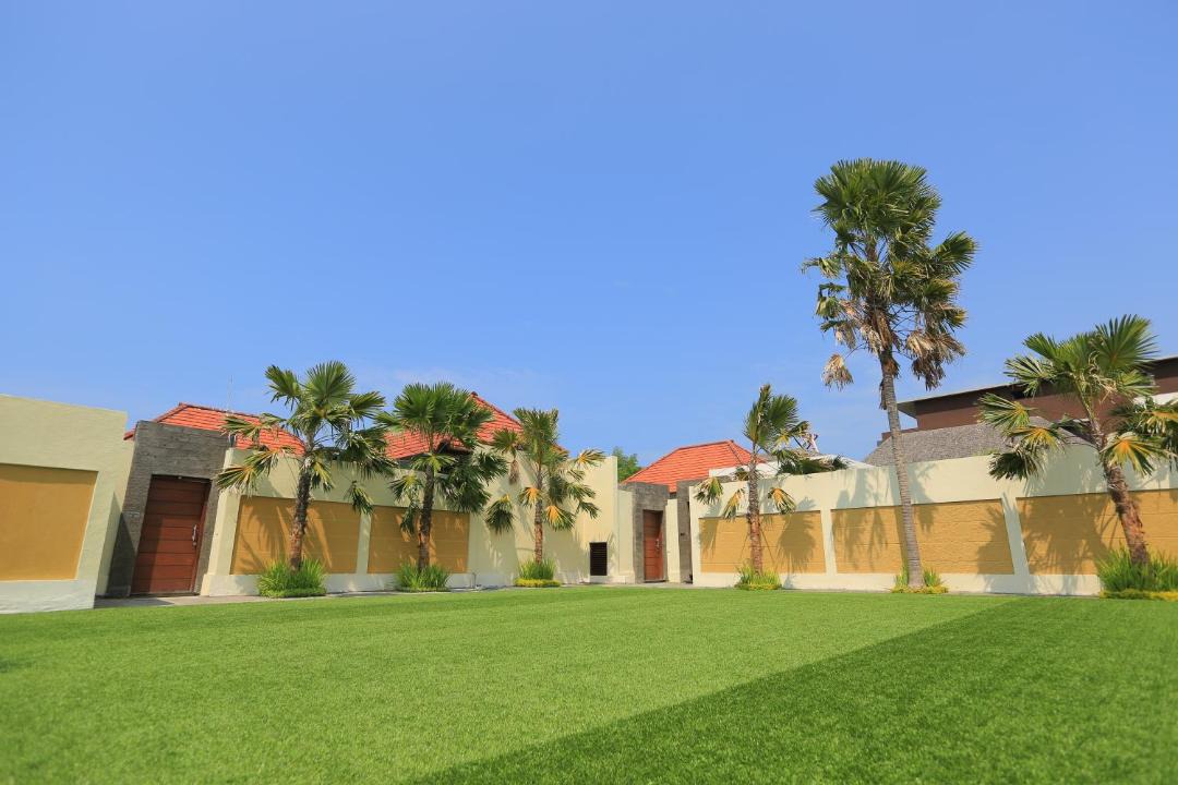 Photo of Buildings in Sunset Road