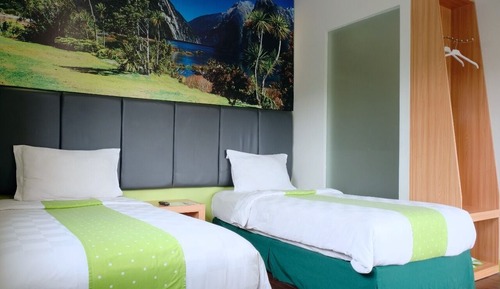 Superior Twin Room