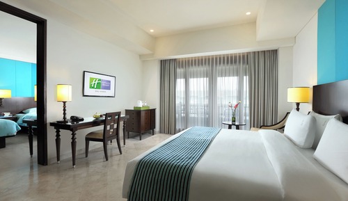 Family Room, 1 Twin Bed, Connecting Rooms, Pool View