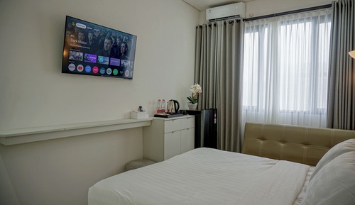 Premier Room