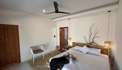 Family Room, Private Bathroom