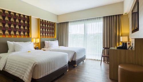 Superior Room, 2 Twin Beds, Non Smoking (Shower Only)