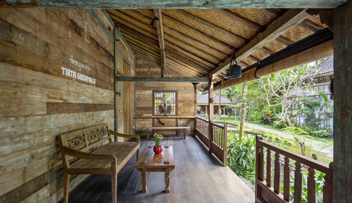 Wooden Suite with 30minutes Massage