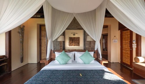 Two Bedroom Grandpool Villa