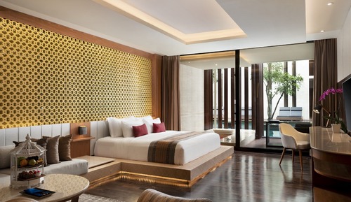 Seminyak Pool King Suite with Balcony