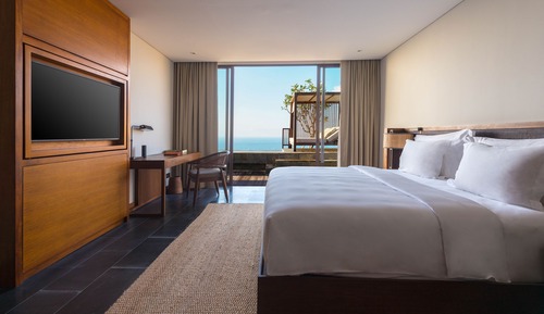 Sky Penthouse with Pool - Two Bedroom with Ocean View
