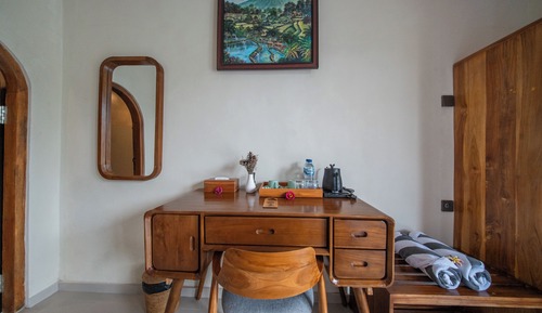 Deluxe Double Room, Accessible Bathtub, Pool View