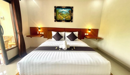 Superior Double Room, Private Bathroom, Pool View