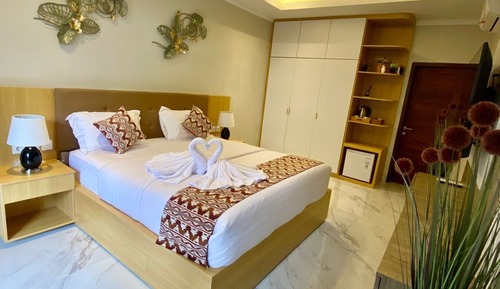 Double Room, Pool View
