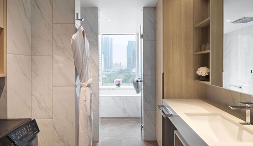 Swiss Signature Suite with Panorama View