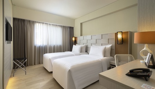 Deluxe Room with City View