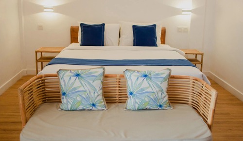Superior Room, Patio, Partial Ocean View
