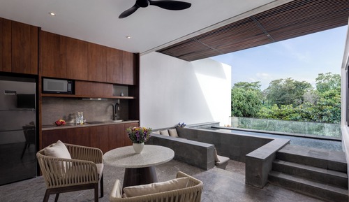 Infinity Sky Pool Villa Garden View with 1x 30 Minutes Massage