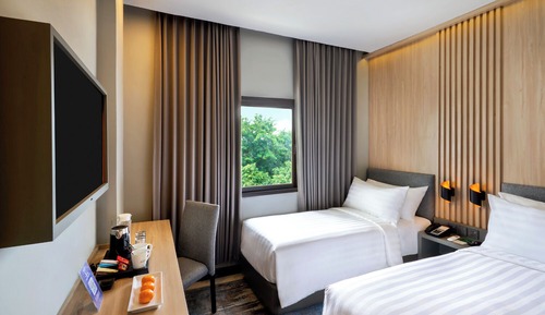 Deluxe room Only