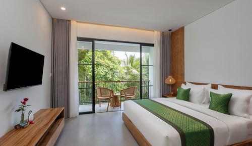 Deluxe Double Room with Balcony