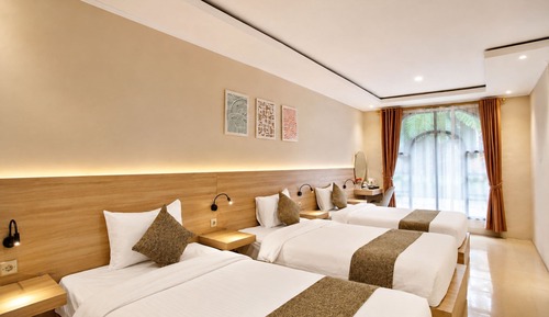 Deluxe Triple Room