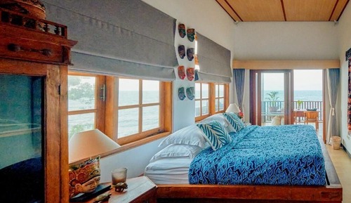 Deluxe Suite, Balcony