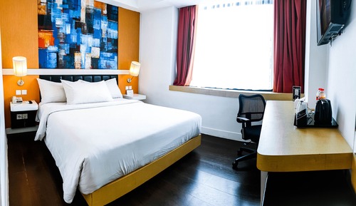 Standard King Room