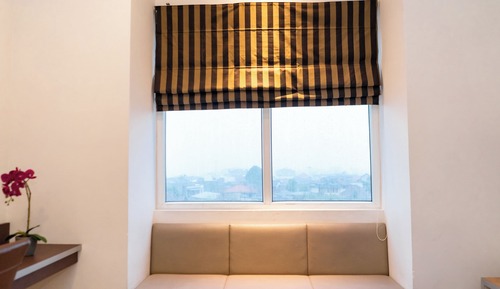 Deluxe with Living Room