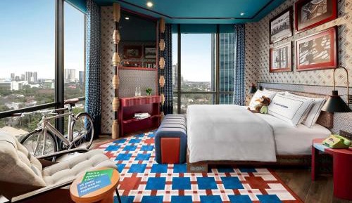 King Room with Extra Large King Bed