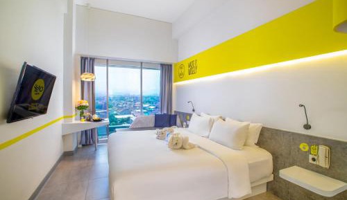Double or Twin Room with City View