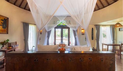 Twiga Deluxe One-Bedroom Lodge + Bali Safari Park Entrance & Safari Journey