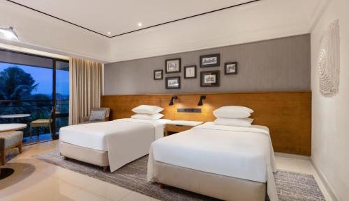 Grand Deluxe Twin (Balcony)
