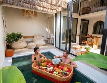King Room with Pool View