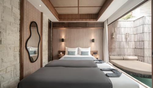 Grand One Bedroom Villa with Private Pool & Bathtub