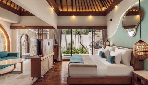 Royal Smart One Bedroom Villa with Private Pool & Jacuzzi