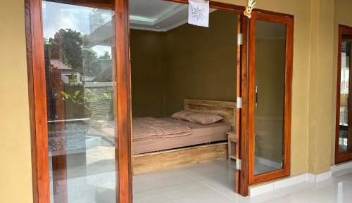 King Room with Pool View