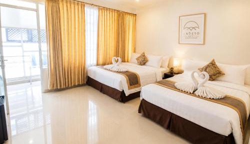 Deluxe Family Room