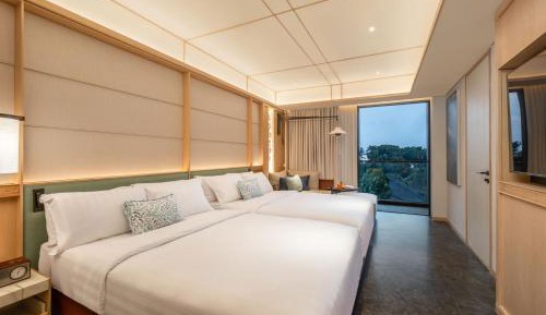 Connecting Mandira Club Cottage