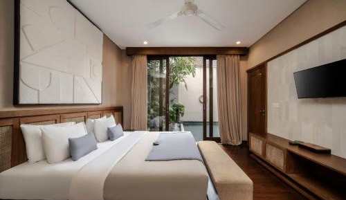 Grand Two Bedroom Villa with Private Pool