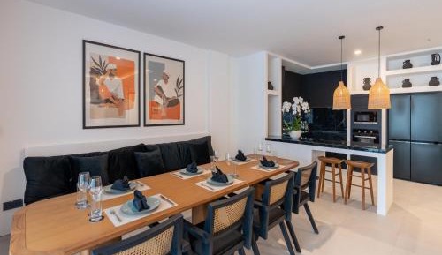 Three Bedroom Suite Courtyard View