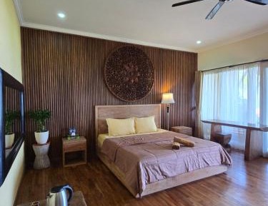 Deluxe Room with Sea View